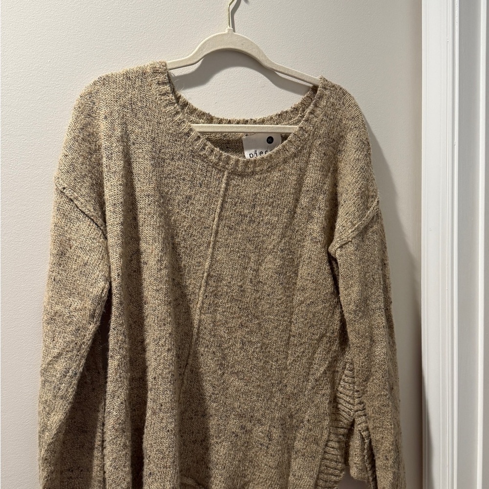 Kensie Heathered Tan Crew Neck Sweater